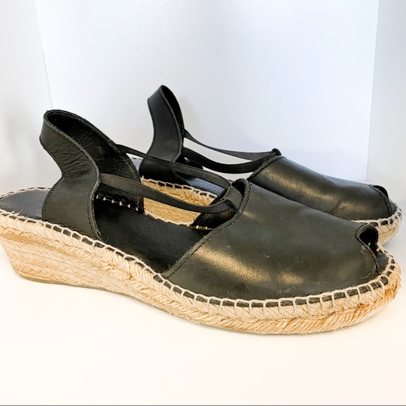 Andre Assous Dainty Wedge Espadrille - Picture 3 of 5